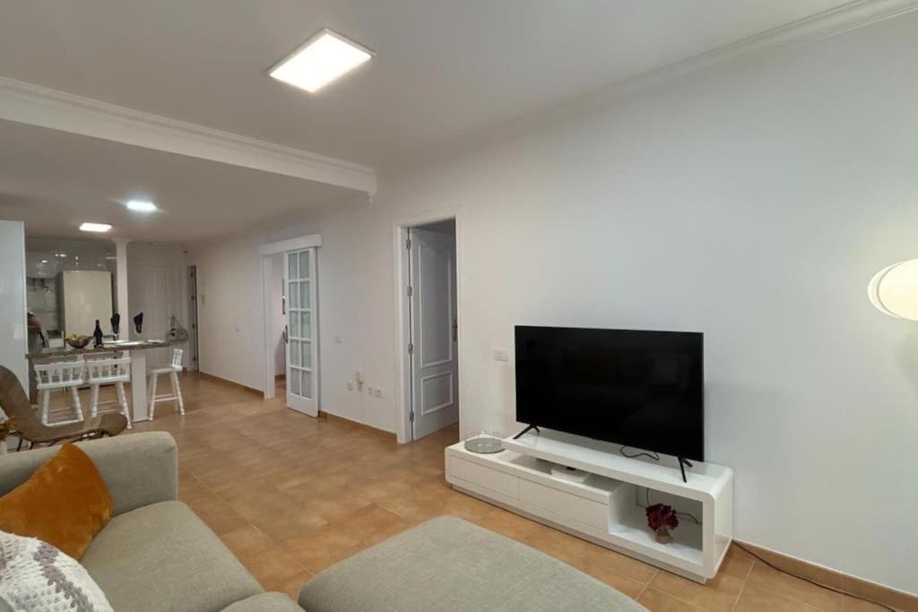 Atardecer En Playa Sardina Apartment Exterior photo