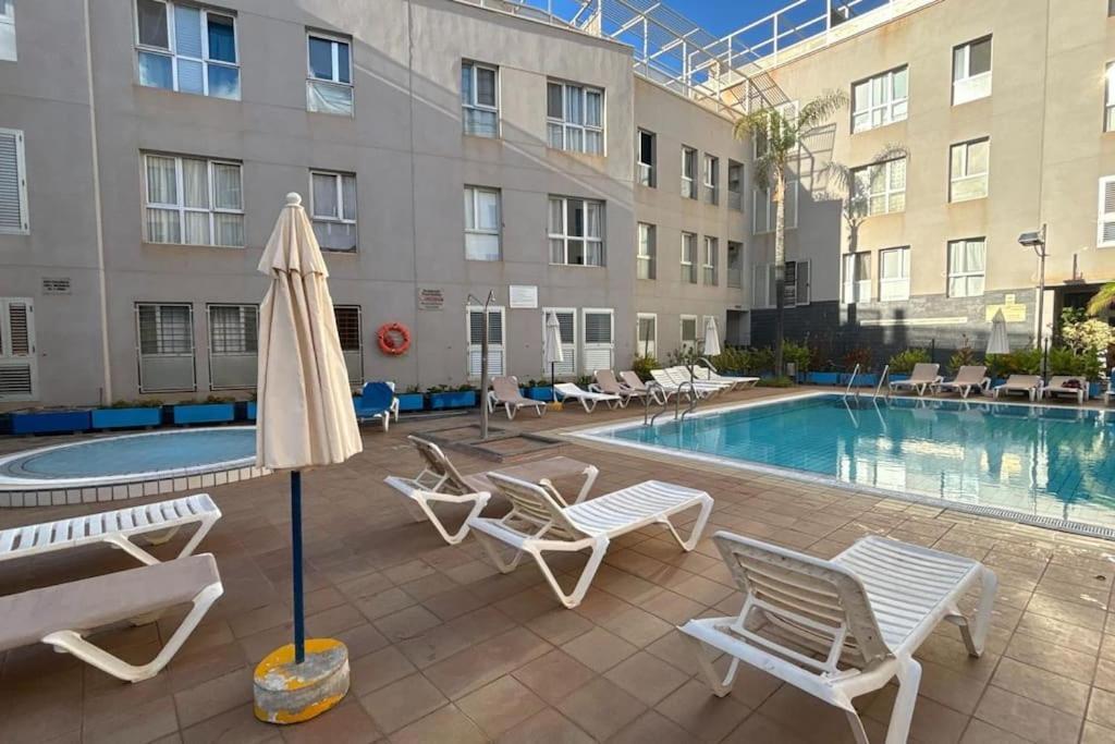 Atardecer En Playa Sardina Apartment Exterior photo